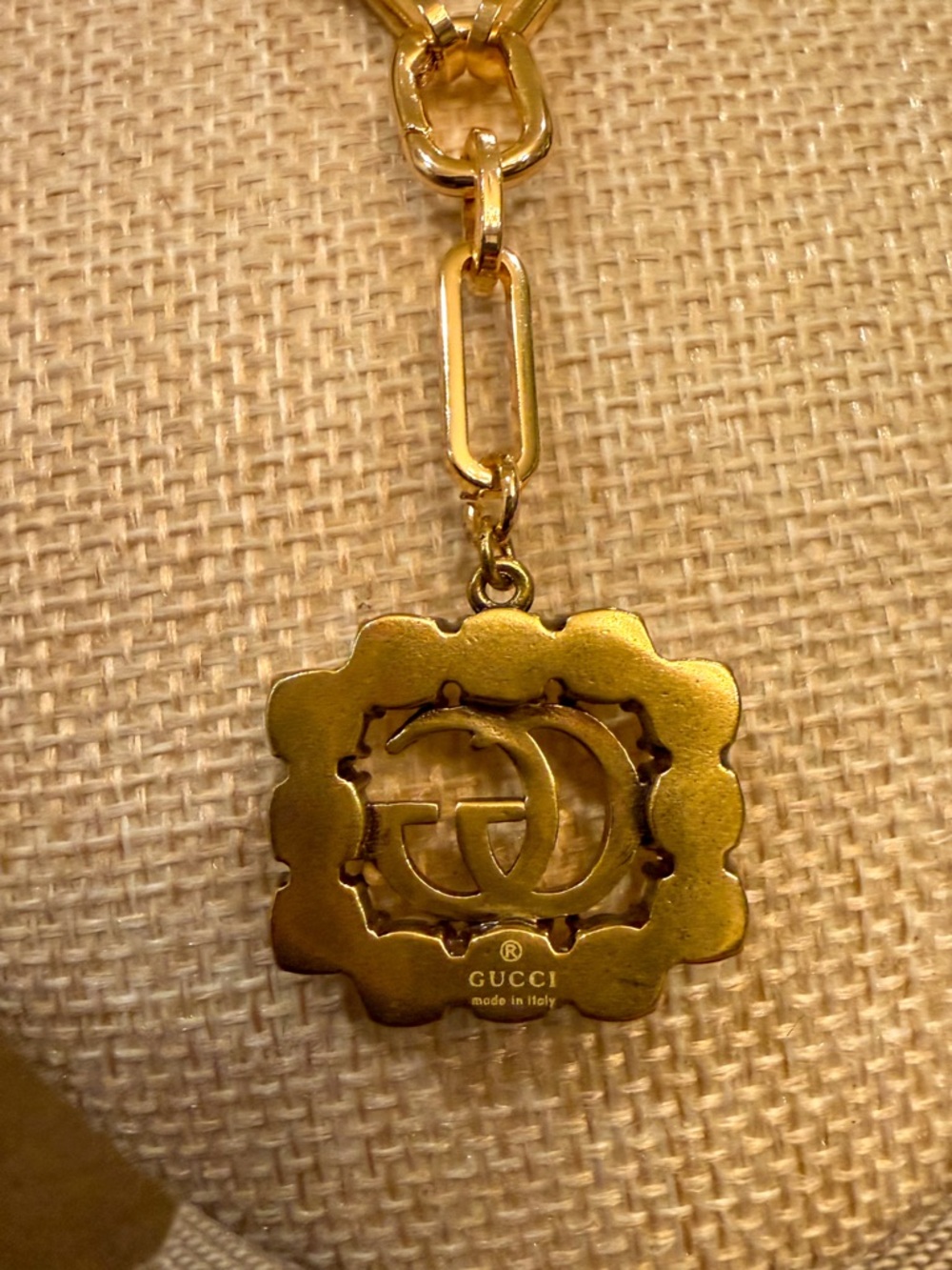 Gucci Gold and Pearl GG Drop Necklace - Picture 2 of 2